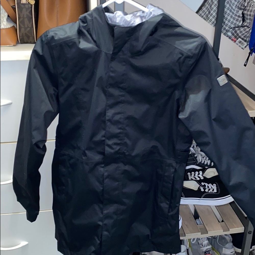 Rain coat